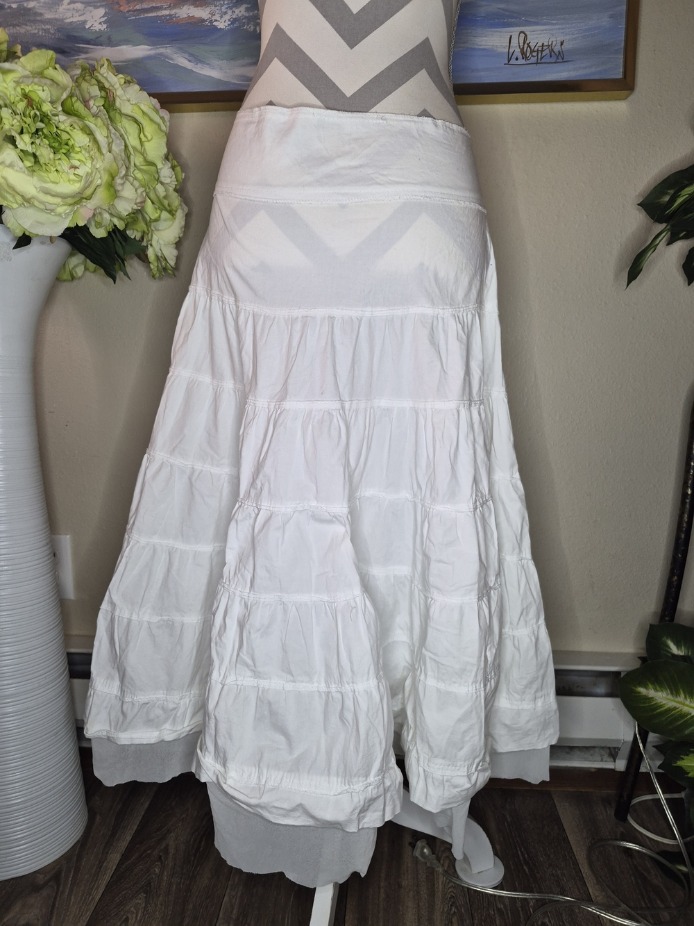 White Tiered Maxi Skirt - Women - Picture 4 of 5